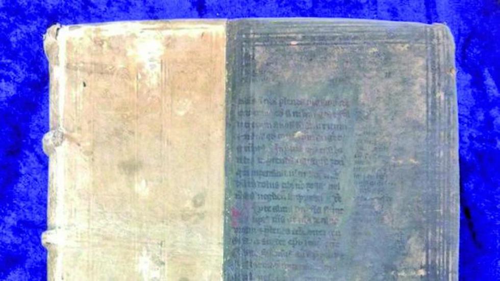 Develan enigma de libros venenosos