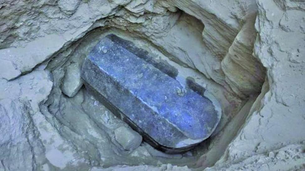 Expertos hallan misterioso sarcófago en Alejandría