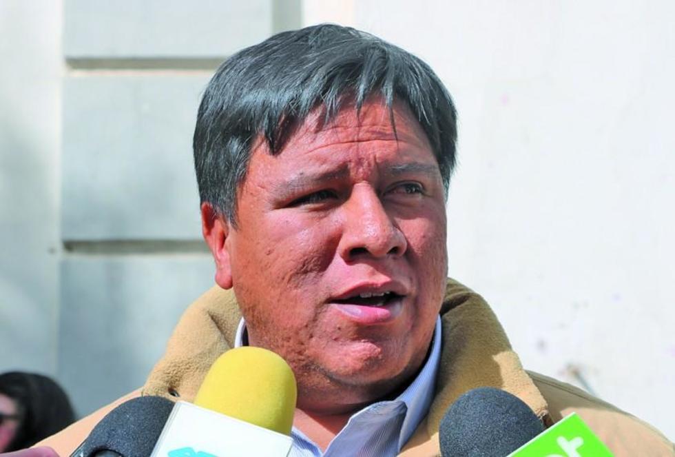 Morales entregará coliseo para señoritas de un liceo