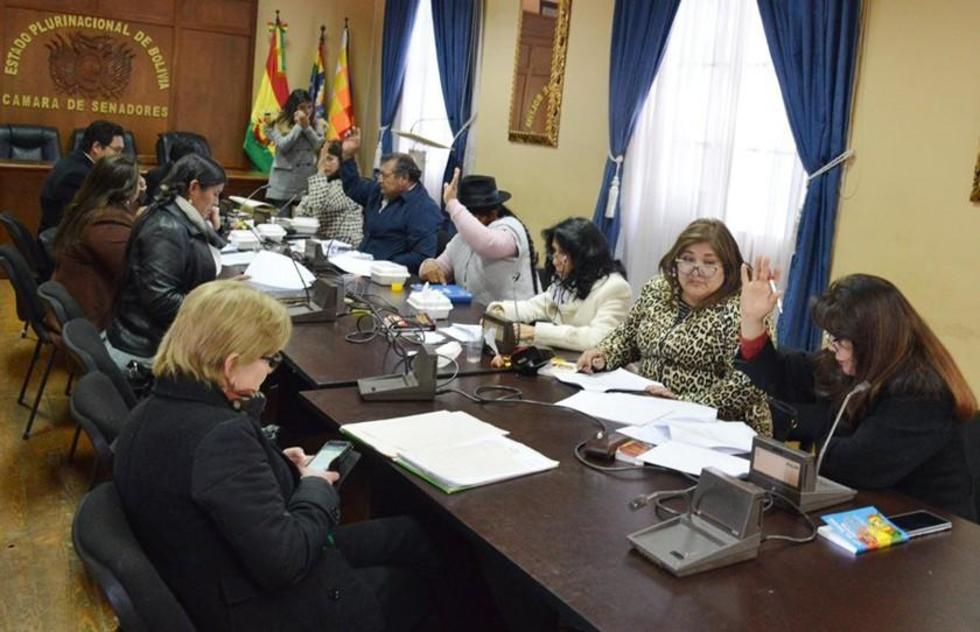 Aprueban el reglamento para la selección del nuevo fiscal general