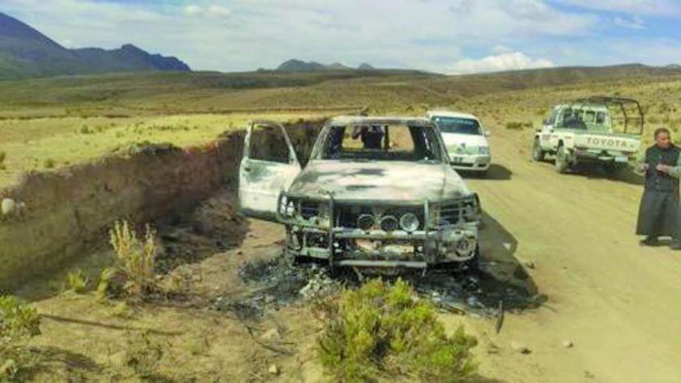Investigan la emboscada y quema de autos de la Felcn