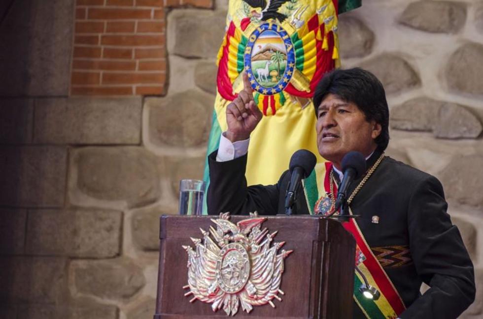 Presidente Morales prevé pago de segundo aguinaldo este año