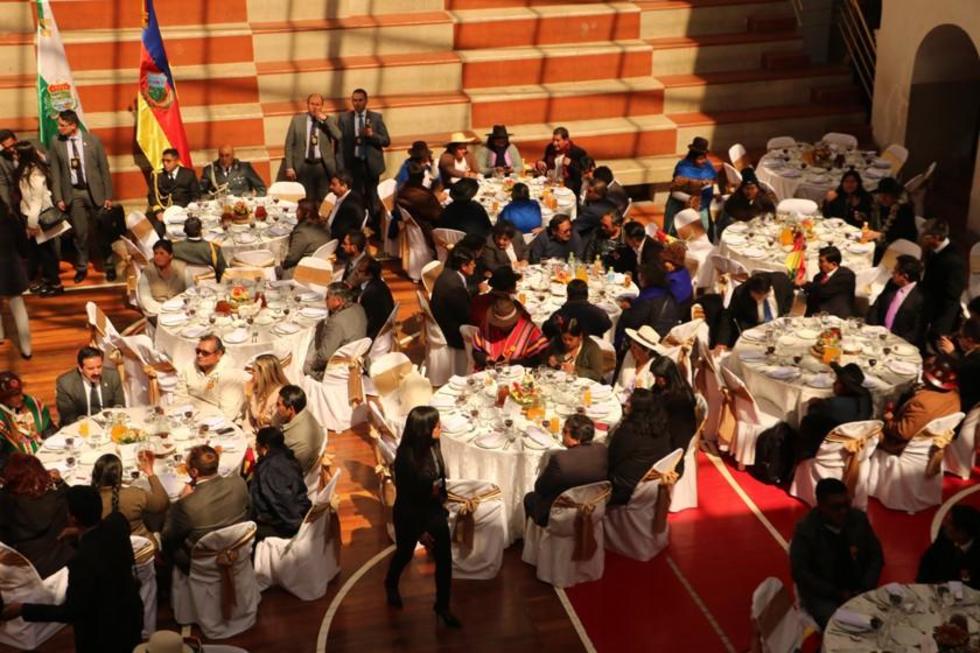 Invitados a actos del aniversario degustaron k'alapurka y puchero