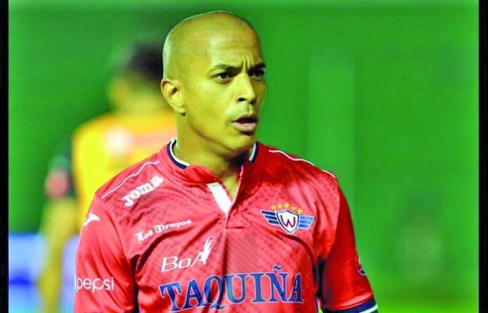 Serginho denuncia insultos racistas
