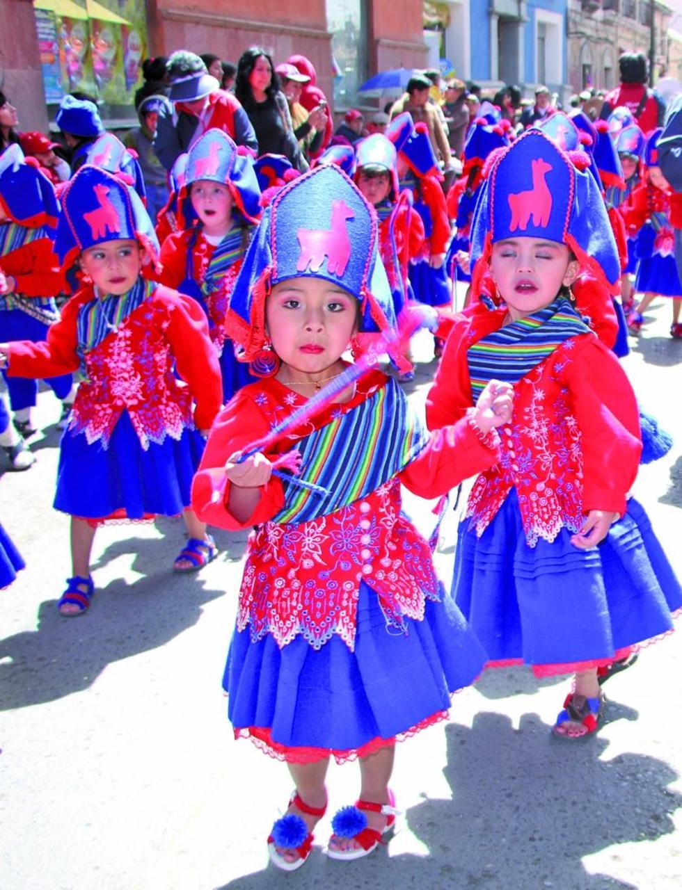 40 fraternidades bailan hoy fiesta de Mini Ch’utillos