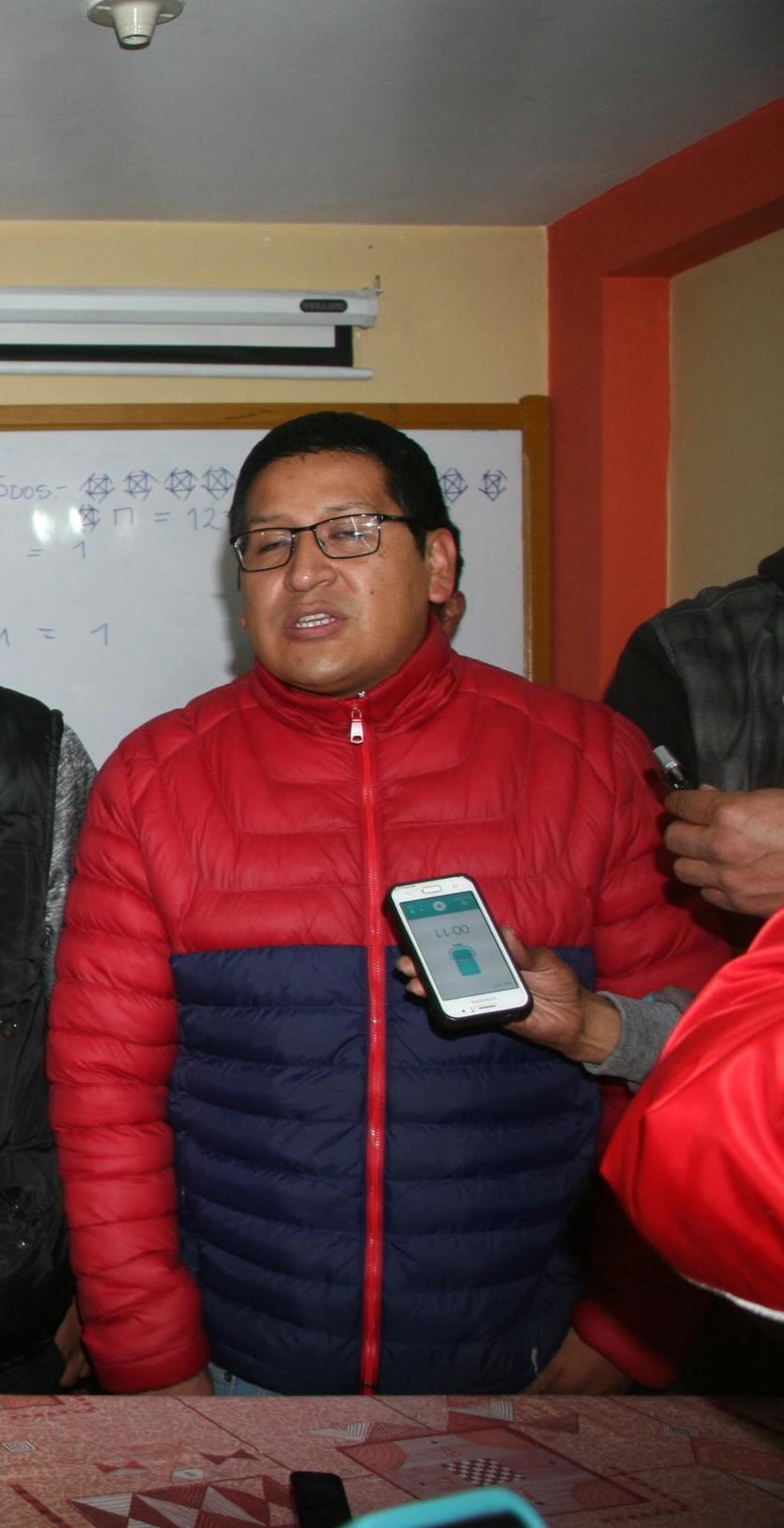 Ochoaizpur amenaza con demanda y Real Potosí no sabe de contrato