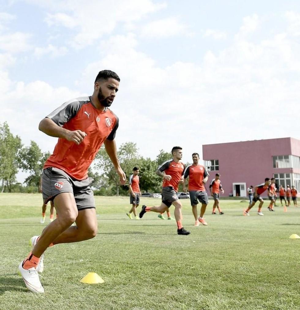 Independiente recibe a Santos de Brasil