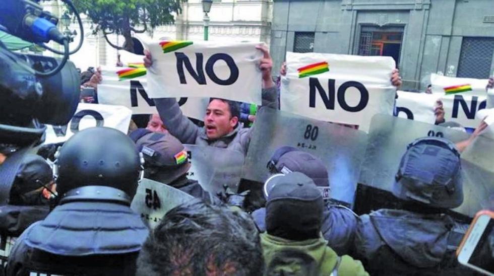 Activistas del 21F convocan a un congreso de plataformas en Sucre