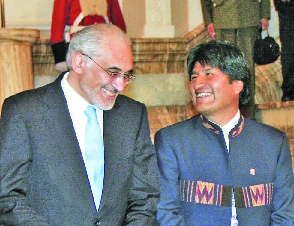 Carlos Mesa recuerda que Evo Morales y él no son candidatos