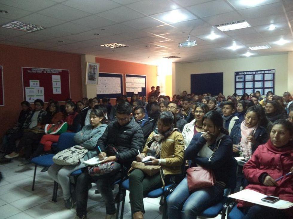 Capacitan a personal de salud del área rural