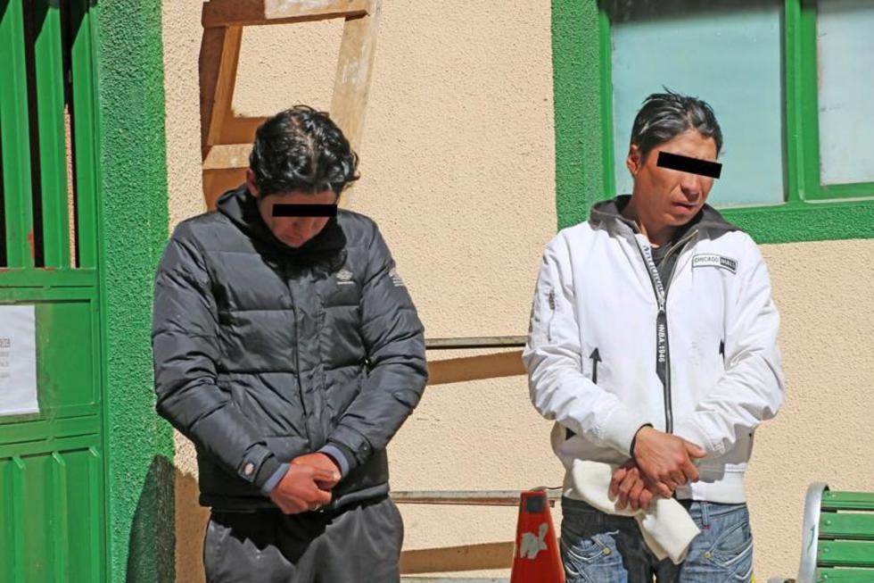 Ladrones se llevan celulares en mal estado y caen 2 cogoteros