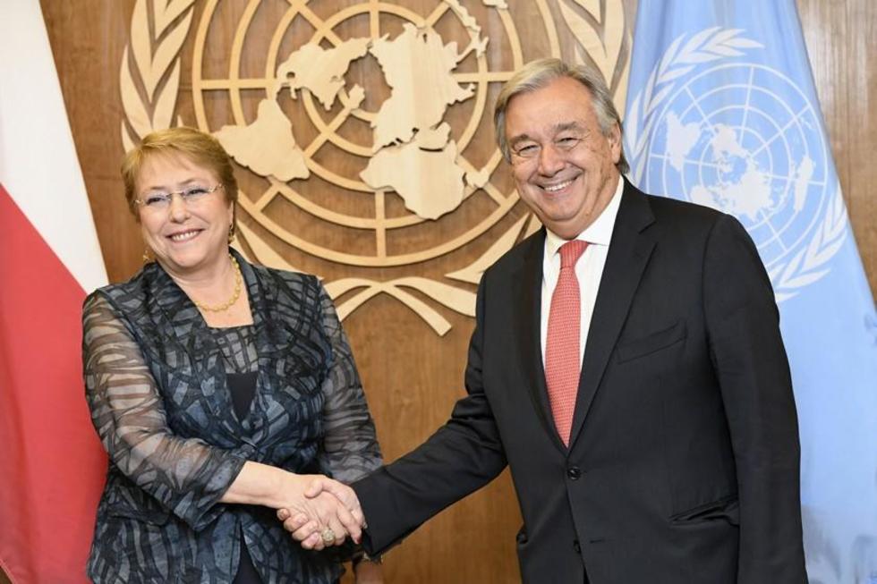 Bachelet promete acompañar a víctimas y defensores de DD.HH.