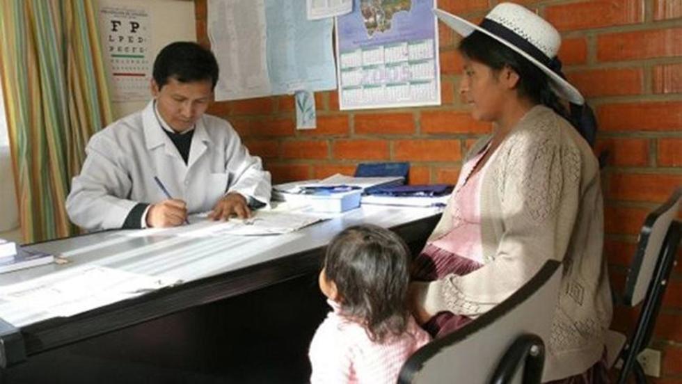 Evo: Seguro Universal de Salud arrancará con $us 200 millones