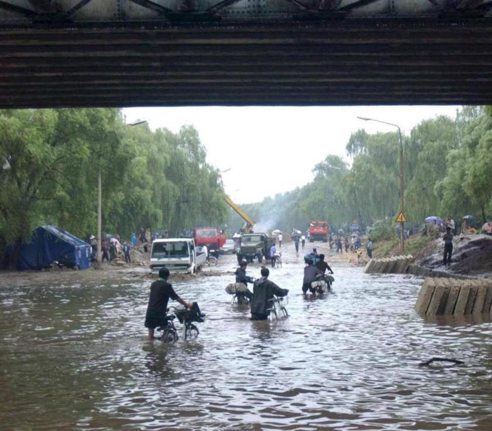 Lluvias torrenciales dejan 76 muertos en Corea del Norte