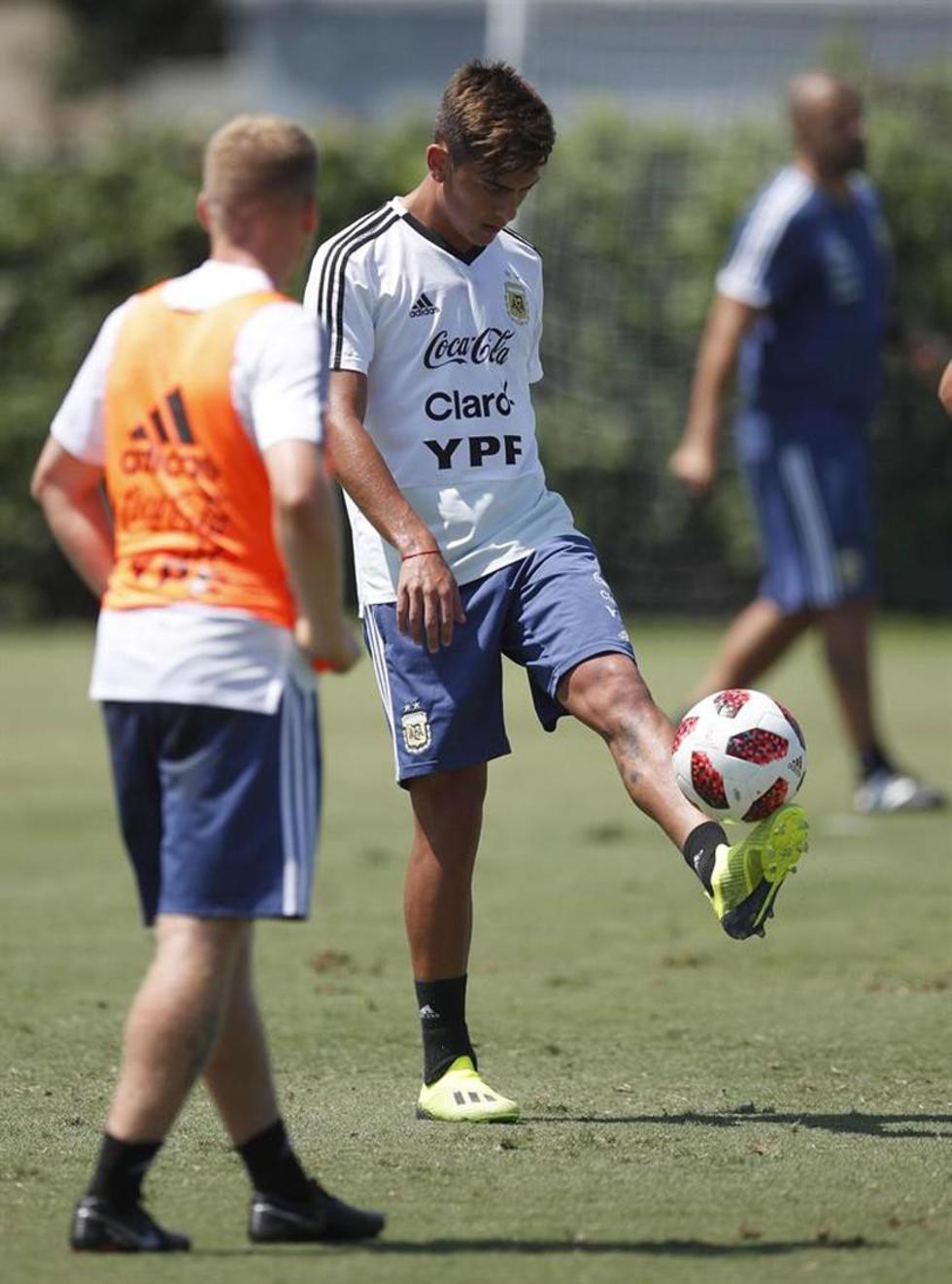 Una Argentina renovada juega ante Guatemala