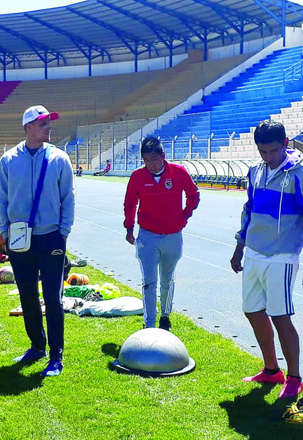 Mealla, Sossa y Garnica se pierden el partido