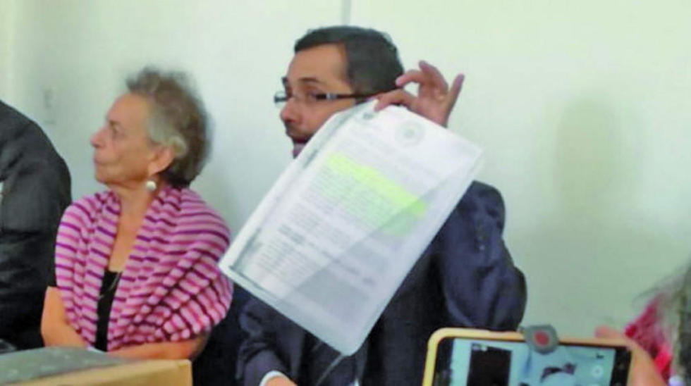 Denuncian que la Fiscalía escondió 11 pruebas que favorecían a Fernández