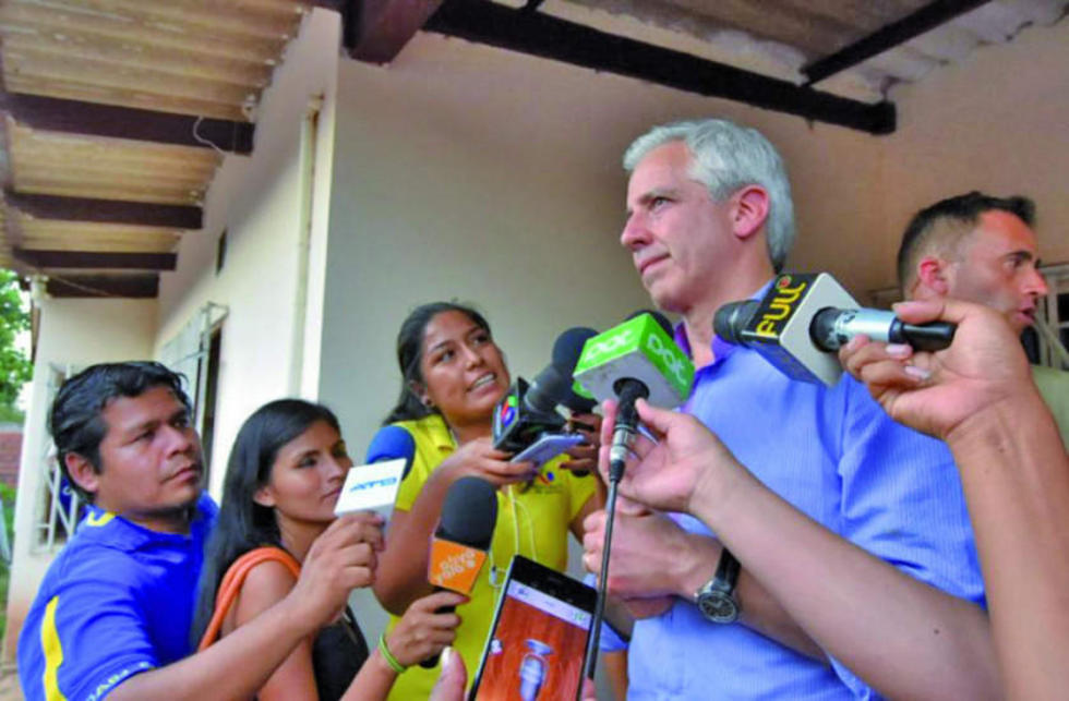 Senador Murillo: "Alvarito que trabaje en vez de estar en cosas de mujeres"