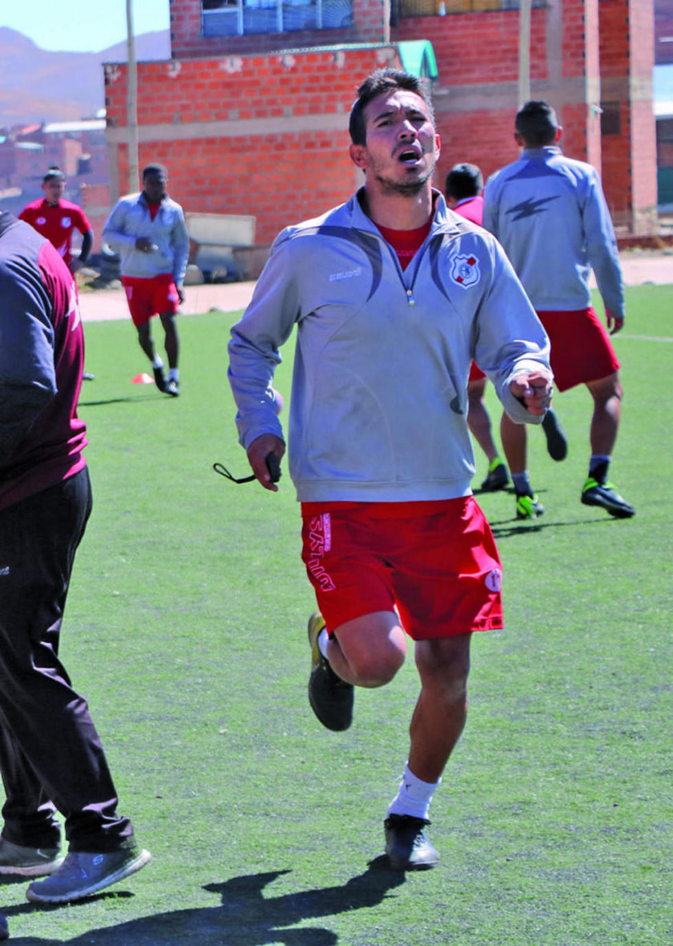 Cotap transmite el duelo de la banda roja 