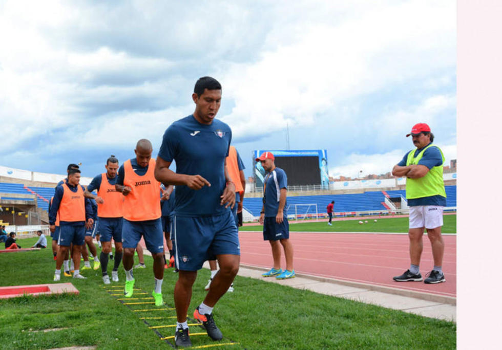 Wilstermann recibe a Sport Boys en el “Félix Capriles”