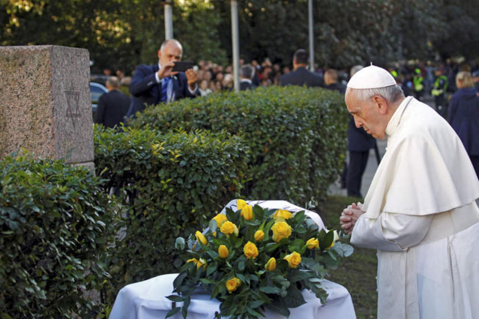 Recuerdo de la represión nazi marca visita del Papa a Lituania
