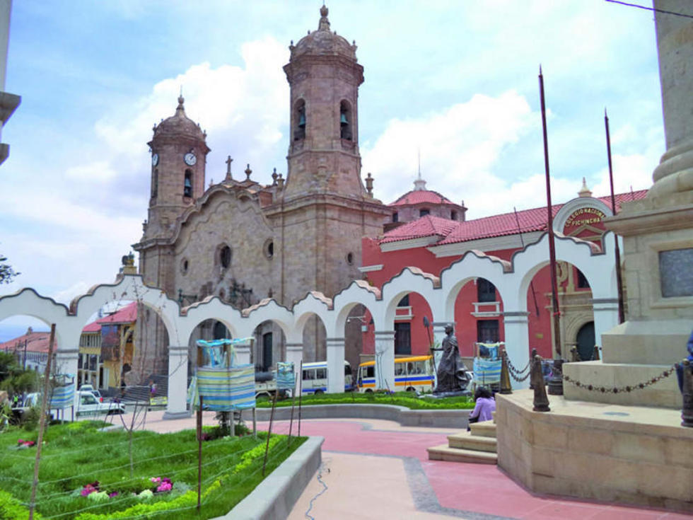 Gobernación compra equipo pesado para desastres