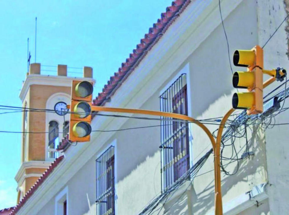 Semáforos de Tarija dejan de funcionar por una tormenta