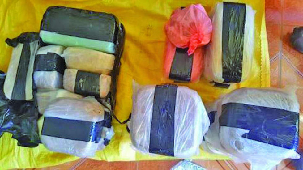 Una avioneta con matrícula boliviana cae con droga