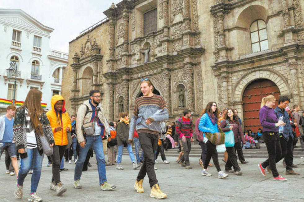 Termina elaboración de reglamentos destinados para el sector del turismo