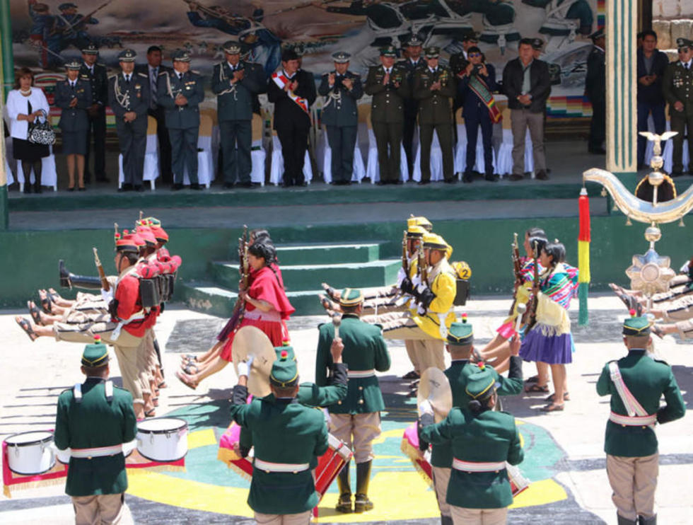 Homenaje al 192 aniversario de creación de los chaquetas verdes