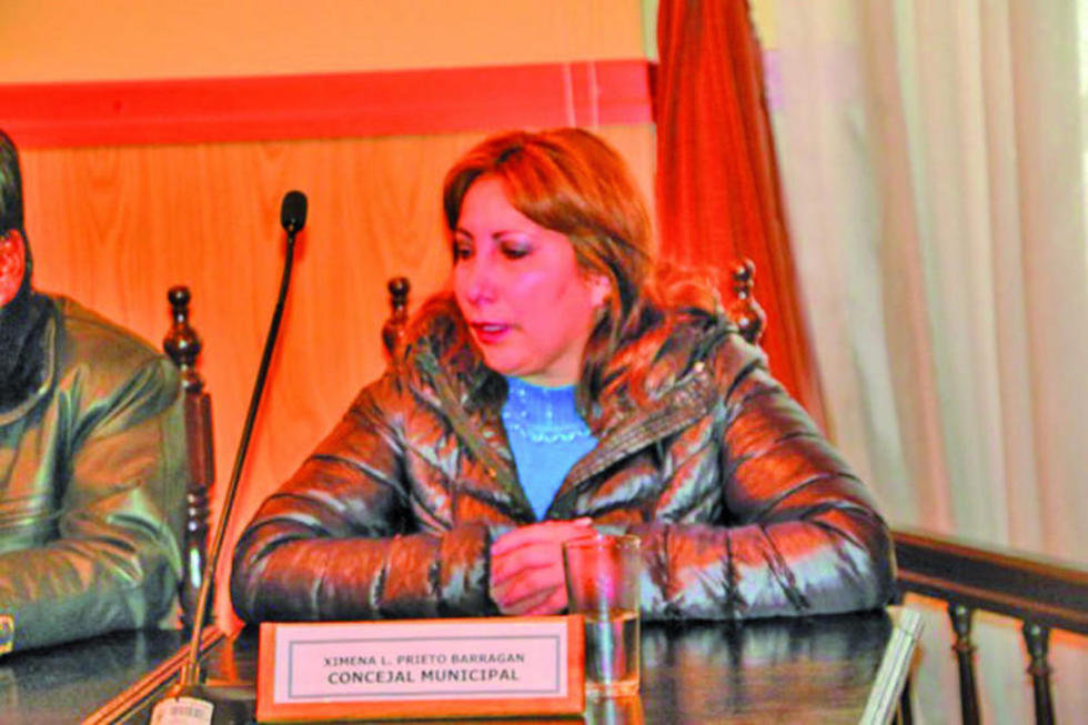 Se habilitará al suplente de la concejala Ximena Prieto