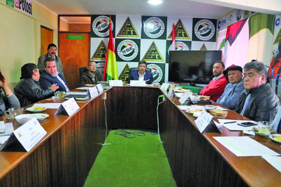 Empresarios forman bloque del sur buscando desarrollo