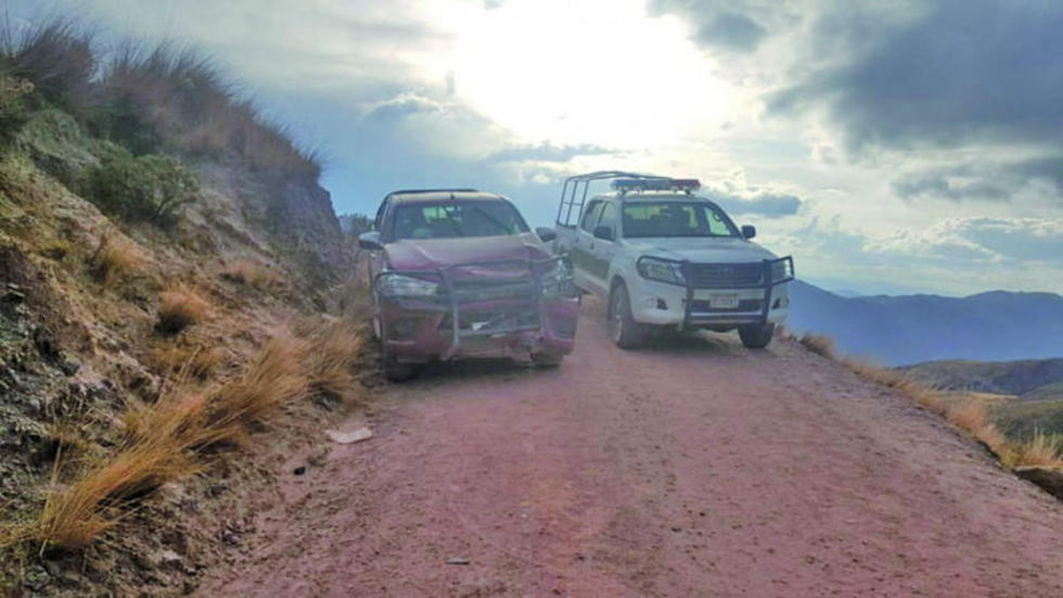 Colisión de vehículos casi provoca una desgracia fatal