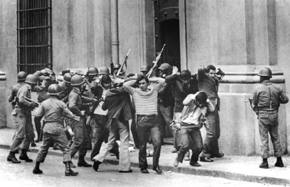 Chilenos recuerdan 30 años del triunfo sobre Pinochet