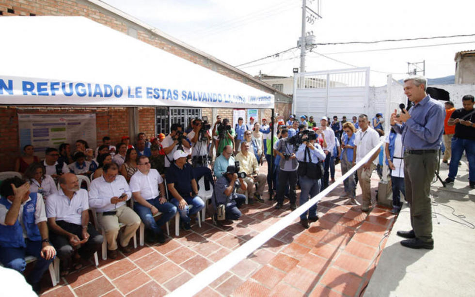 Jefe de Acnur constata compleja crisis migratoria de venezolanos