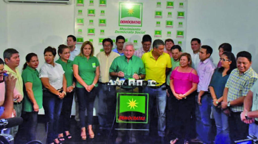 UD continuará conversando con Mesa, Doria Medina y Luis Revilla