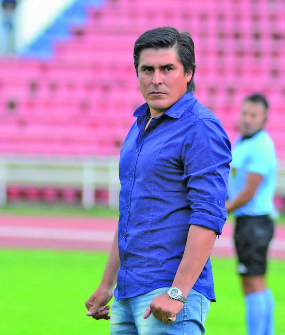 Romero espera contar con equipo completo 