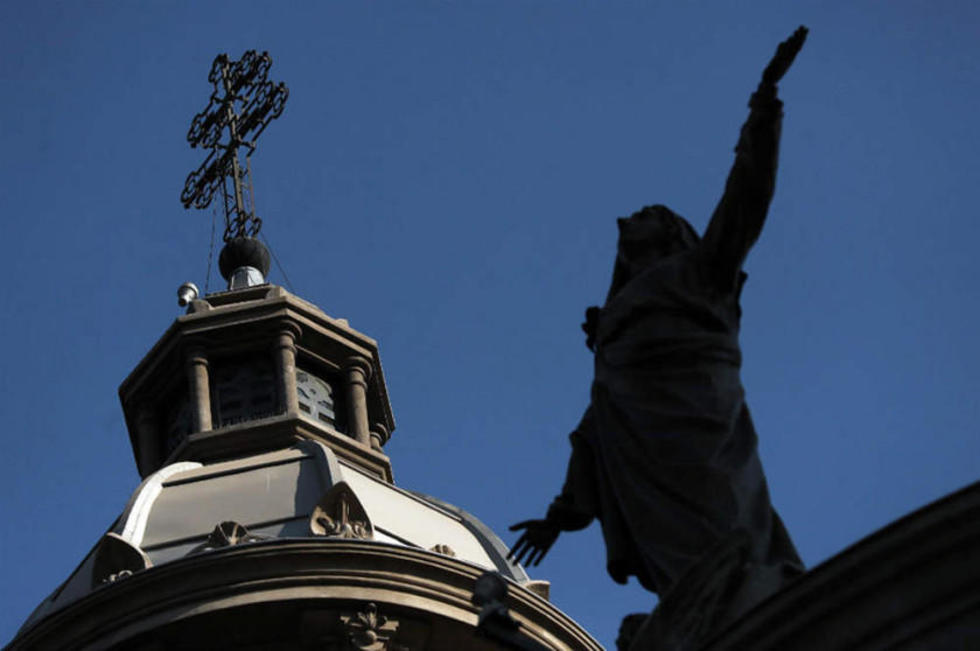 Iglesia en Chile expulsa a dos exobispos por abusos sexuales