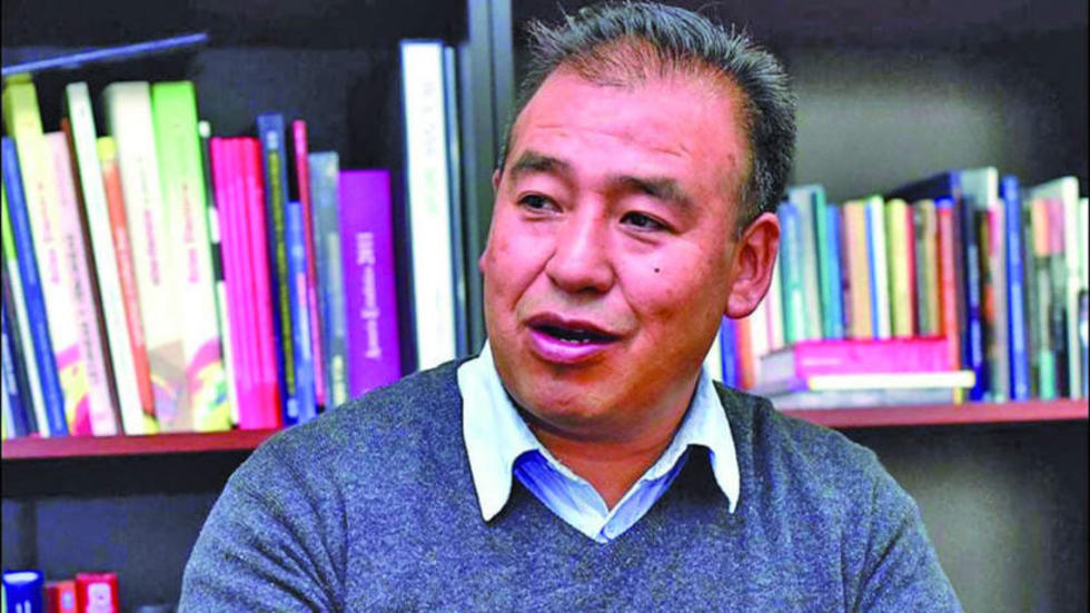 Proclamarán al periodista Gómez para las elecciones