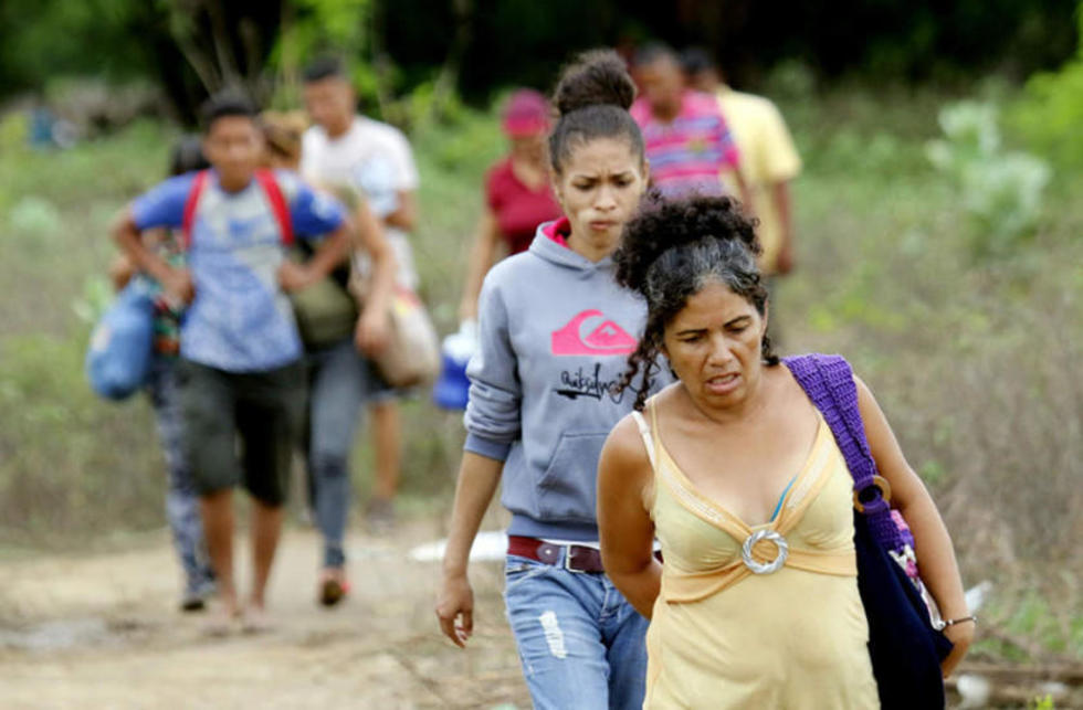 UE busca facilitar el diálogo en Venezuela sin frenar sanciones