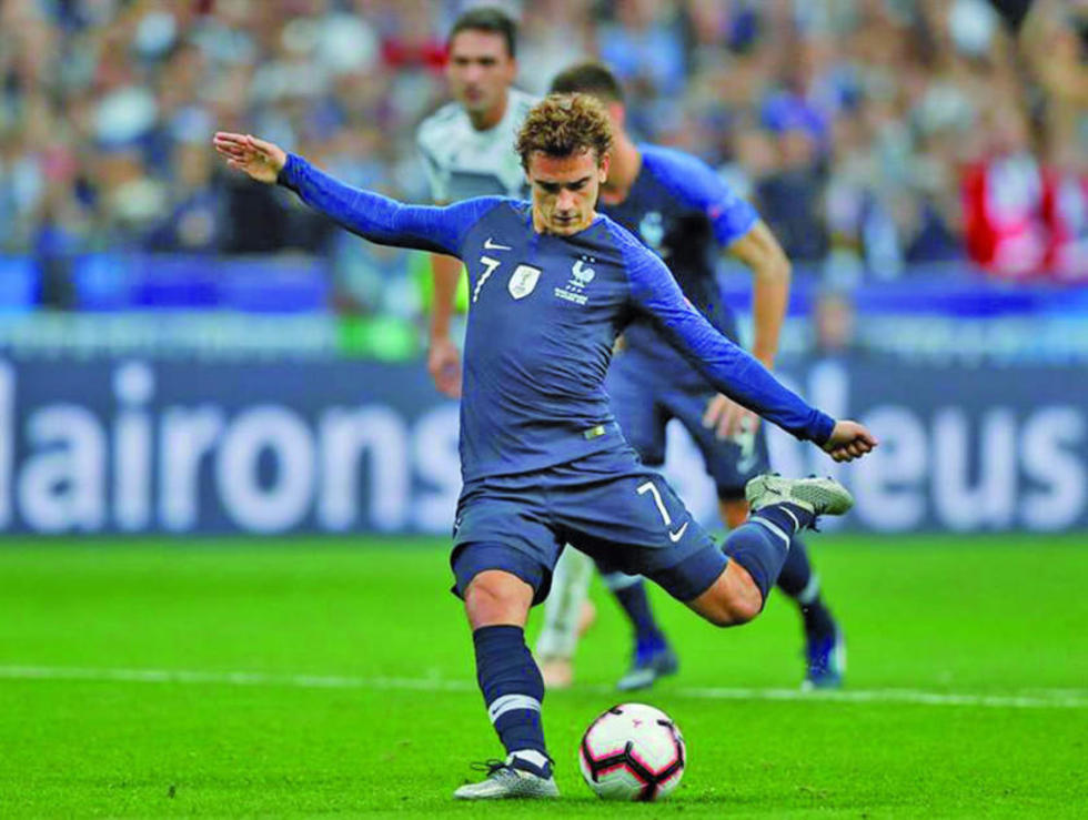 Francia sufre para ganar a Alemania