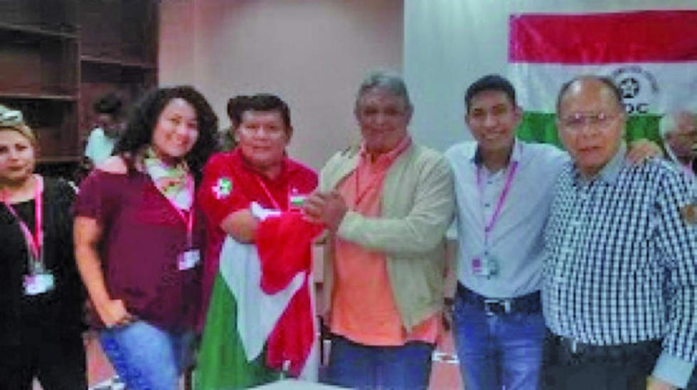 Un PDC dividido proclama a Jaime Paz Zamora como candidato