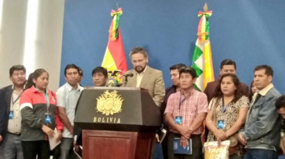 Analizarán el pago del segundo aguinaldo a plazos o en productos 