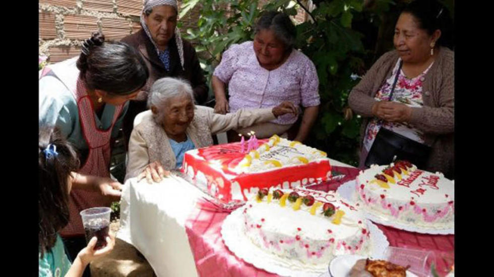 "Mamá Julia" cumple 118  años con agasajo y alegría