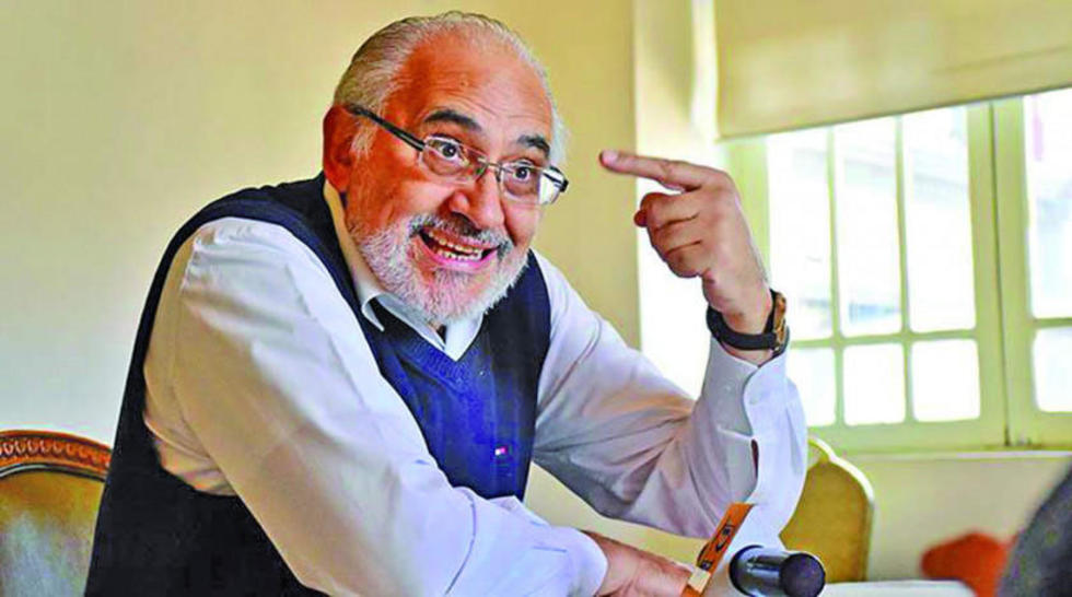 Expresidente Carlos Mesa reconoce que omitió una cuenta suya en España