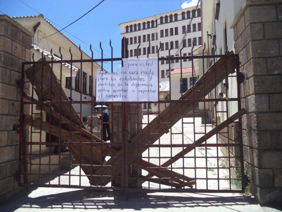 Diálogo posibilita reapertura del edificio de la universidad