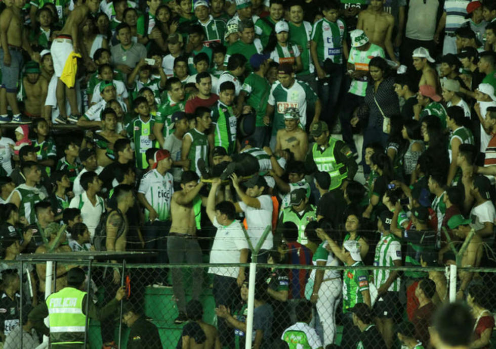 Oriente Petrolero toca fondo en su aniversario