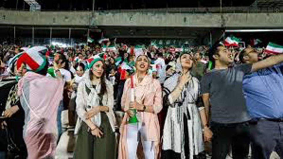 Irán permite que mujeres asistan a la final