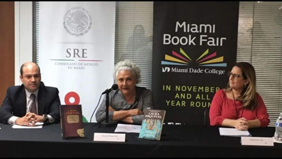 Se abre en Miami la mayor feria de libros en español