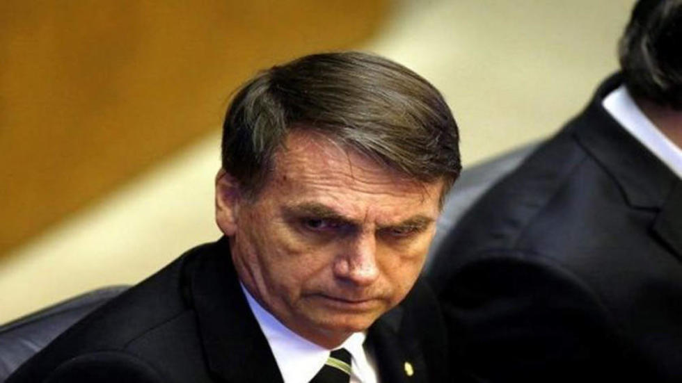 Bolsonaro desmonta espíritu aguerrido para trabajar en transición